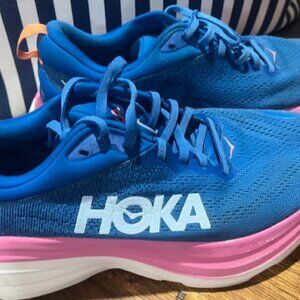 Hoka Bondi 8 Women Size 9